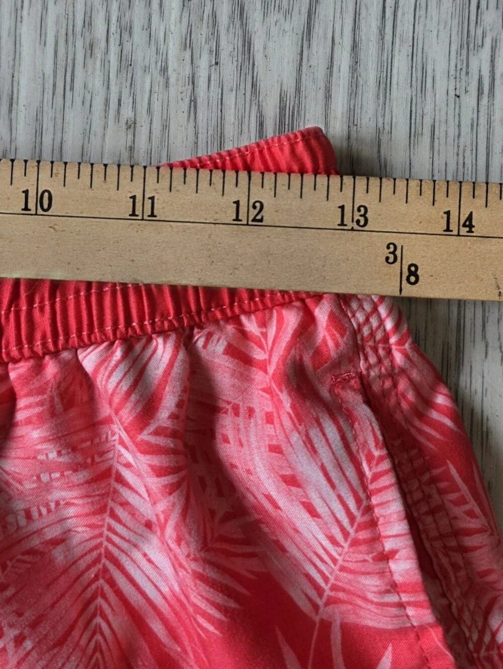 Spicy Tuna Men’s Small Pink Palm Leaf Swim Trunks 6” Inseam Lined Beach Shorts
